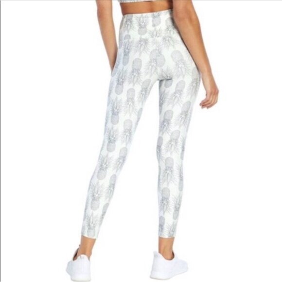 Wildfox Sweat Pineapple ContenderWorkout Leggings size M - Picture 2 of 7